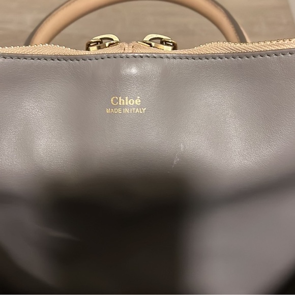 Chloé Baylee Tote Bag
In Grey & Cream - Picture 8 of 10